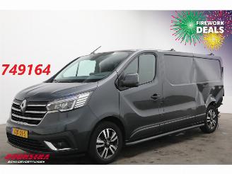 skadebil bedrijf Renault Trafic 2.0 dCi 150 Aut. L2-H1 Luxe LED Navi Clima Cruise Camera PDC AHK 2023/11
