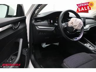 Skoda Octavia Combi 1.0 e-TSI DSG Business Edition Virtual Navi Clima Cruise Camera picture 20