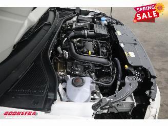 Volkswagen T-Roc 1.0 TSI Goal LED ACC Virtual Clima Camera LRHZ 485 km!! picture 9