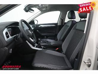 Volkswagen T-Roc 1.0 TSI Goal LED ACC Virtual Clima Camera LRHZ 485 km!! picture 18