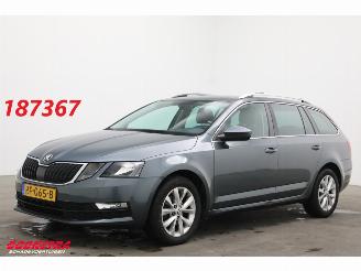 Schadeauto Skoda Octavia Combi 1.6 TDI Greentech Ambition Business Navi Clima Cruise SHZ PDC 2018/2