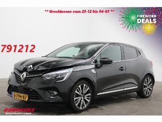 krockskadad bil auto Renault Clio 1.3 TCe Initiale Paris LED 360° Leder Navi Clima SHZ PDC 2019/8