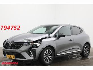 Avarii autoturisme Renault Clio 1.6 E-Tech Full Hybrid 145 techno LED Navi Clima Cruise Camera 3.962 km! 2025/9