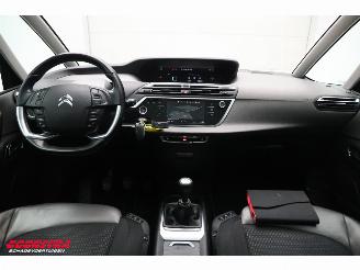Citroën Grand C4 Picasso 1.2 PureTech Shine 7-Pers. Pano Navi Clima Cruise 360° AHK picture 6