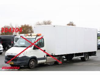 krockskadad bil bedrijf Ford Transit Courier Van OPL 70 EL Dhollandia LBW 2002/1