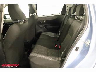 Toyota Yaris 1.3 VVT-i Aspiration Bluetooth Airco Cruise Camera AHK 69.230 km! picture 13