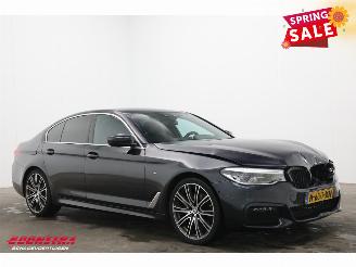 BMW 5-serie 520i M-Sport Pro HUD Memory Leder LED Camera SHZ 93.916 km! picture 2