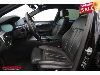 BMW 5-serie 520i M-Sport Pro HUD Memory Leder LED Camera SHZ 93.916 km! picture 17