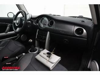 Mini Cooper 1.6 S Clima 154.956 km! picture 6