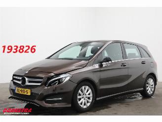 skadebil auto Mercedes B-klasse 180 7G-Tronic Ambition LED Navi Airco Cruise PDC AHK 117.853 km! 2017/3