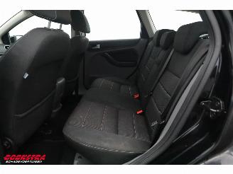 Ford Focus 1.6 Aut. Titanium Navi Clima Cruise PDC AHK picture 14