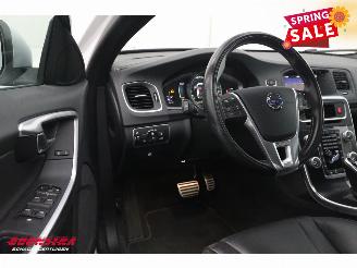 Volvo V-60 2.0 T4 Aut. R-Design Schuifdak Leder Navi Clima Cruise Camera SHZ PDC AHK picture 17