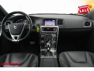 Volvo V-60 2.0 T4 Aut. R-Design Schuifdak Leder Navi Clima Cruise Camera SHZ PDC AHK picture 13