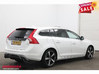 Volvo V-60 2.0 T4 Aut. R-Design Schuifdak Leder Navi Clima Cruise Camera SHZ PDC AHK picture 3