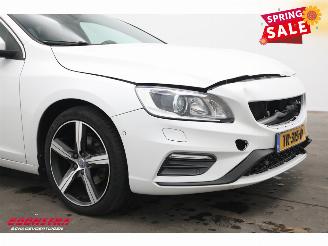 Volvo V-60 2.0 T4 Aut. R-Design Schuifdak Leder Navi Clima Cruise Camera SHZ PDC AHK picture 5