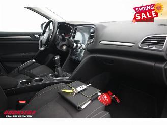 Renault Mégane Estate 1.0 TCe Zen LED Navi Clima Cruise PDC picture 14