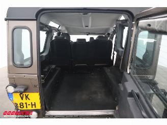 Landrover Defender 2.4 TD HT 110" E 4WD 6-Pers Leder Airco AHK picture 22