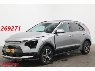 skadebil auto Kia Niro 1.6 GDi Hybrid DynamicPlusLine LED ACC HUD Schuifdak LRHZ 2025/4