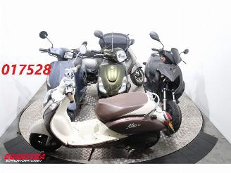 dañado ciclomotor Sym  Mio 50 La Souris Turbo 2010/3