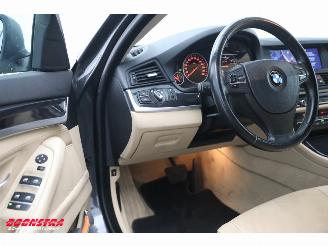 BMW 5-serie Touring 520d Aut. Executive Leder Navi Clima Cruise PDC picture 17