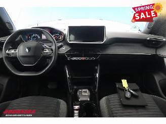 Peugeot e-2008 EV Facelift Active 54 kWh LED Navi Clima Cruise SHZ PDC 41.758 km! picture 14
