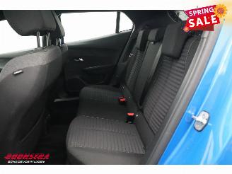 Peugeot e-2008 EV Facelift Active 54 kWh LED Navi Clima Cruise SHZ PDC 41.758 km! picture 17