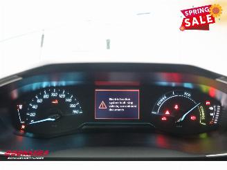 Peugeot e-2008 EV Facelift Active 54 kWh LED Navi Clima Cruise SHZ PDC 41.758 km! picture 20