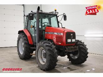 Massey Ferguson  6245 BY 2003 5140hrs picture 2