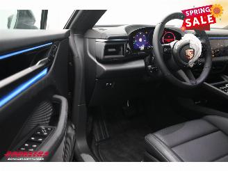 Porsche Macan 4 100 kWh Sport Chrono PDLS+ PASM Pano Bose 360° AHK 2.175 km! picture 18