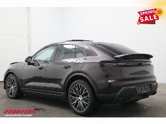 Porsche Macan 4 100 kWh Sport Chrono PDLS+ PASM Pano Bose 360° AHK 2.175 km! picture 4