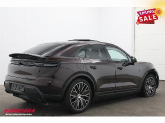 Porsche Macan 4 100 kWh Sport Chrono PDLS+ PASM Pano Bose 360° AHK 2.175 km! picture 3