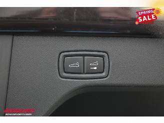 Porsche Macan 4 100 kWh Sport Chrono PDLS+ PASM Pano Bose 360° AHK 2.175 km! picture 36