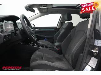 Volkswagen Golf Variant 2.0 TDI DSG Style Pano LED ACC ErgoComf. HUD Camera LRHZ picture 23