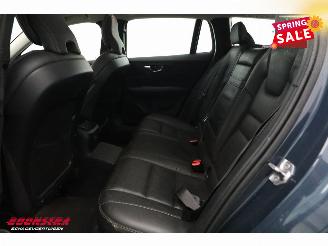 Volvo V-60 T8 Twin Engine AWD Inscription Pano LED ACC H/K Ventilatie LRHZ AHK picture 19