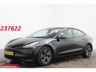 Schadeauto Tesla Model 3 Standard RWD Plus 60 kWh Pano LED ACC SHZ Camera 2021/6