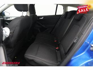 Ford Focus 1.0 EcoBoost Hybrid Aut. Titanium LED Apple/Android Navi Clima Cruise AHK picture 15