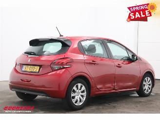 Peugeot 208 1.2 PureTech Blue Lion 5-DRS Navi Airco Cruise Bluetooth PDC picture 3