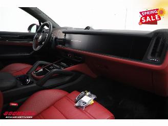 Porsche Cayenne 4.0 Turbo GT E-Hybrid PCCB Sport Chrono PDLS+ HUD Burmester HUD 360° picture 18