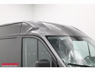 Volkswagen Crafter 2.0 TDI 140 PK DSG L3-H3 Leder Bluetooth Airco Cruise PDC AHK picture 8