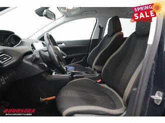 Peugeot 308 SW 1.2 PureTech Aut. Style Navi Clima Cruise PDC AHK picture 10