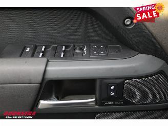 Land Rover Defender 110 3.0 D250 X-Dynamic SE LED ACC Lucht Meridian Camera AHK picture 14