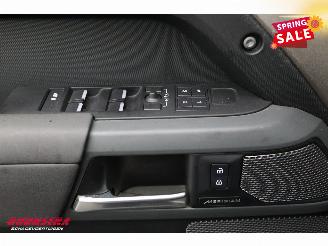 Land Rover Defender 110 3.0 D250 X-Dynamic SE LED ACC Lucht Meridian Camera AHK picture 14