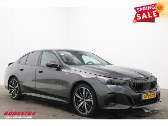 BMW 5-serie 530e M-Sport Pro Leder ACC H/K Camera SHZ picture 2