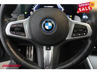 BMW 3-serie 330E M-Sport Schuifdak H/K Memory HUD LRHZ Camera AHK picture 20