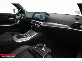 BMW 3-serie 330E M-Sport Schuifdak H/K Memory HUD LRHZ Camera AHK picture 13