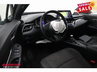 Toyota C-HR 1.8 Hybrid Active Navi Clima Cruise Camera PDC AHK picture 20