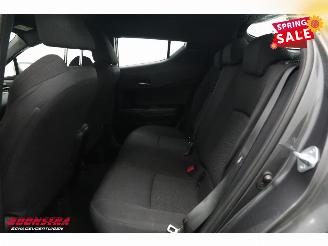 Toyota C-HR 1.8 Hybrid Active Navi Clima Cruise Camera PDC AHK picture 19