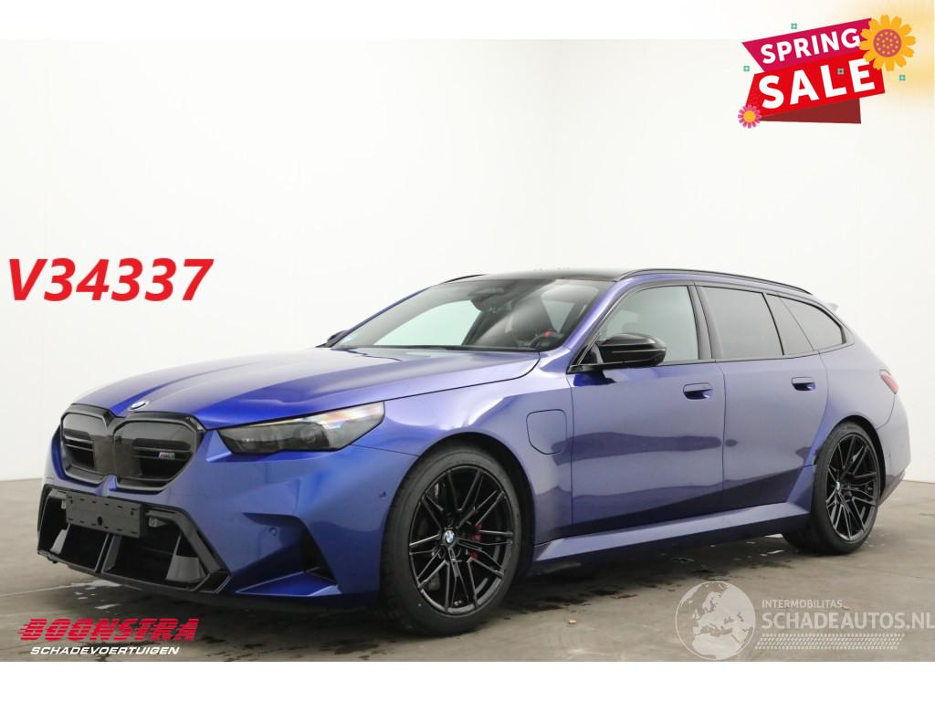 BMW M5 Touring Pano B&W HUD 360° ACC Ventilatie AHK