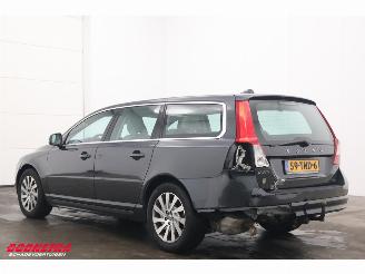 Volvo V-70 1.6 T4 Momentum Leder BiXenon Navi Clima Cruise SHZ PDC AHK picture 4