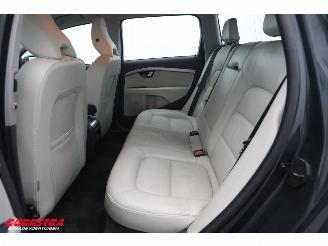 Volvo V-70 1.6 T4 Momentum Leder BiXenon Navi Clima Cruise SHZ PDC AHK picture 14